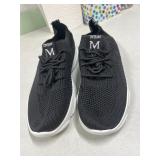 Breathable Mesh Shoes: Size 8.5