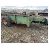 John Deere 450 manure spreader, (untested)