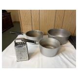 Aluminum cookware
