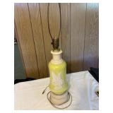 Aladdin Alacite Charteuese lamp Lily of the