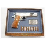 Colt 1911  Government Model .4 .45ACP