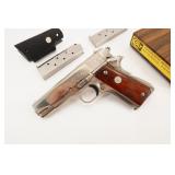 Colt MK IV Combat Commander .45 Auto
