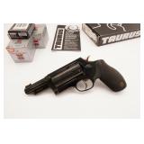 Taurus The Judge 413 45/410