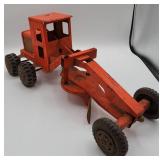 Orange Metal Toy Grader