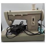 Singer Sewing Machine with Case
