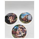 M.I. Hummel Little Companions Plates Danbury Mint
