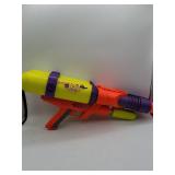 Larami Super Soaker XP175 Water Gun