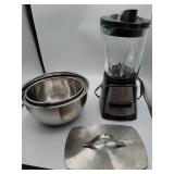 Hamilton Beach Blender With Thyme & Table Mixing 3