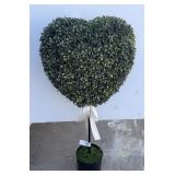 Boxwood Heart Topiary