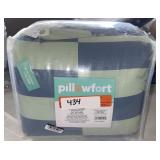 Checkered Toddler Comforter Set