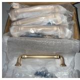 Cabinet/Drawer Pulls