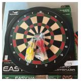 Magnetic dartboard