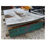 Bundle of 25 sheets 1/2' 4'x8' OSB and 5 sheets