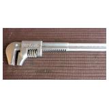 Diamond, Monkey Wrench