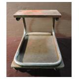 Rolling Mechanics Stool w/Swivel Wheels
