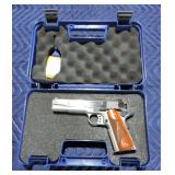 Smith & Wesson SW1911, .45 Auto