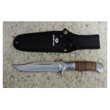 Mossy Oak Hunting Knife w/Nylon Sheath
