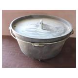 Cast Iron Dutch Oven