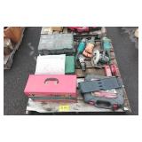 tool box / circular saw / grinder