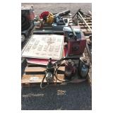 Bottle Jacks, Various Signs, Generator