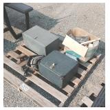 Antique Pistol Storage Box / Circular Saw / LED