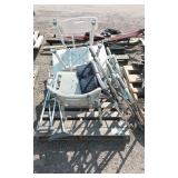 Crutches / Shower Chairs