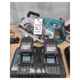 Makita 7 1/4' circular saw w/ batteries & charger