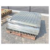4'x4'x4' Steel Grates