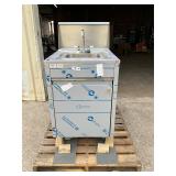 New Qualserv portable sink on casters