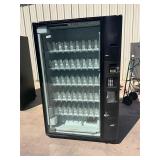 Bevmax refrigerated bottle crane vending machine