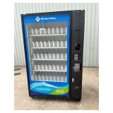 Bevmax refrigerated crane vending machine