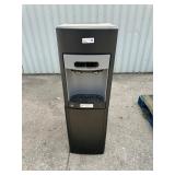 Follet ice maker & dispenser