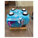 Frozen ride-on car displays