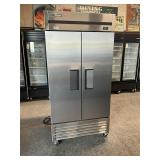 True commercial 2 door refrigerator