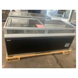 New AHT Freezer/refrigerator merchandiser