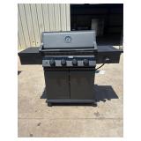 Commercial 4-burner gas grill