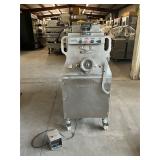 2020 Hobart MG2032 meat grinder mixer