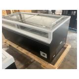 New AHT Freezer/refrigerator merchandiser