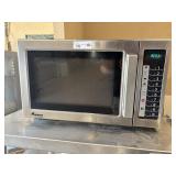 Amana commercial microwave
