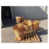Lot of baskets