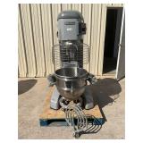 Hobart Legacy HL800 80qt mixer with bowl guard