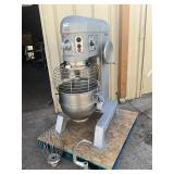 Hobart 60qt mixer with bowl guard