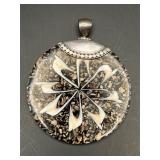 Medallion pendant. Stamped 925.