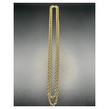 Vintage spiral rope pattern chain necklace.