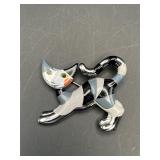 Cat brooch pin