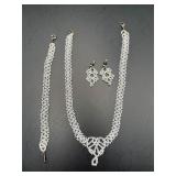 Handmade beads necklace, earrings and bracelet