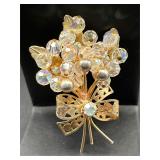 vintage cha cha brooch pin