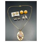 Jewelry lot! Pendant chain necklace, earrings