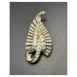 Vintage Clear Rhinestone Leaf  Fur Clip Brooch pin