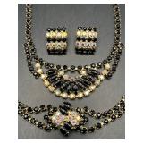 black navette and aurora borealis set